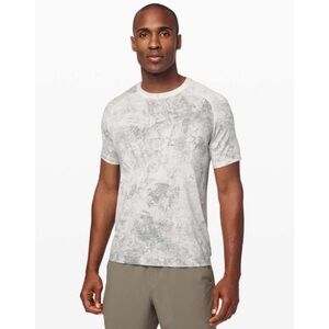 Lululemon Metal Vent Tech Short Sleeve White / White / Light Cast L